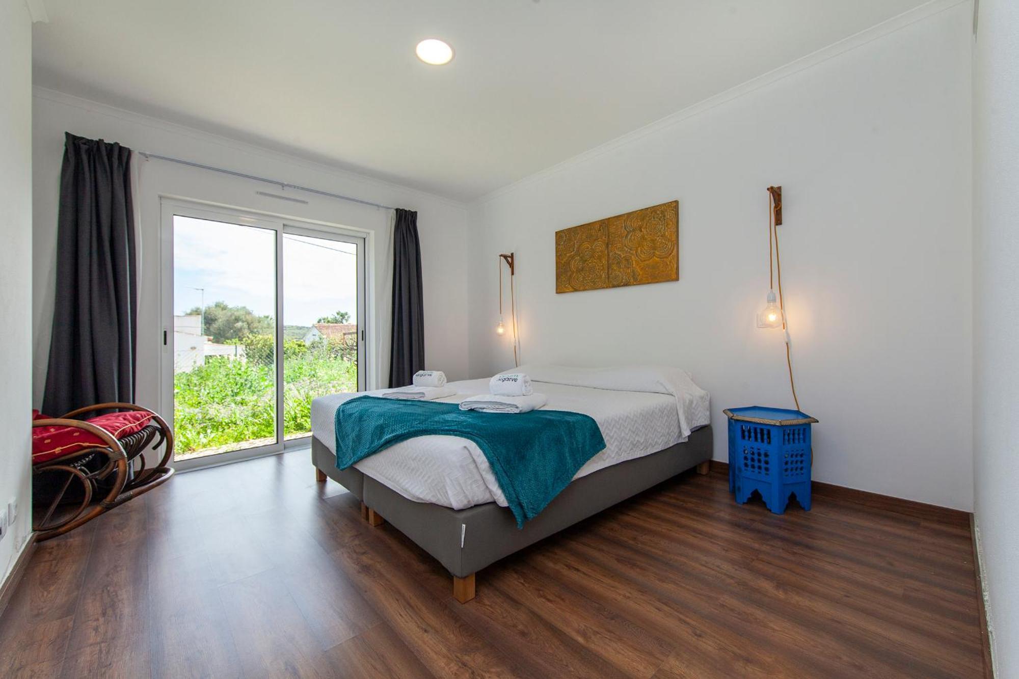 D13 - Eiras Velhas House In * Almádena
