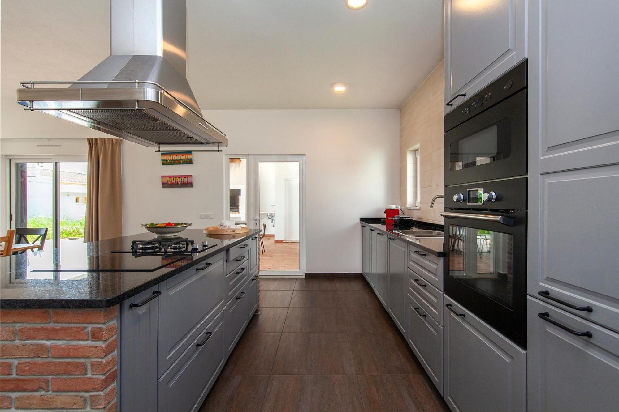 D13 - Eiras Velhas House In Villa *