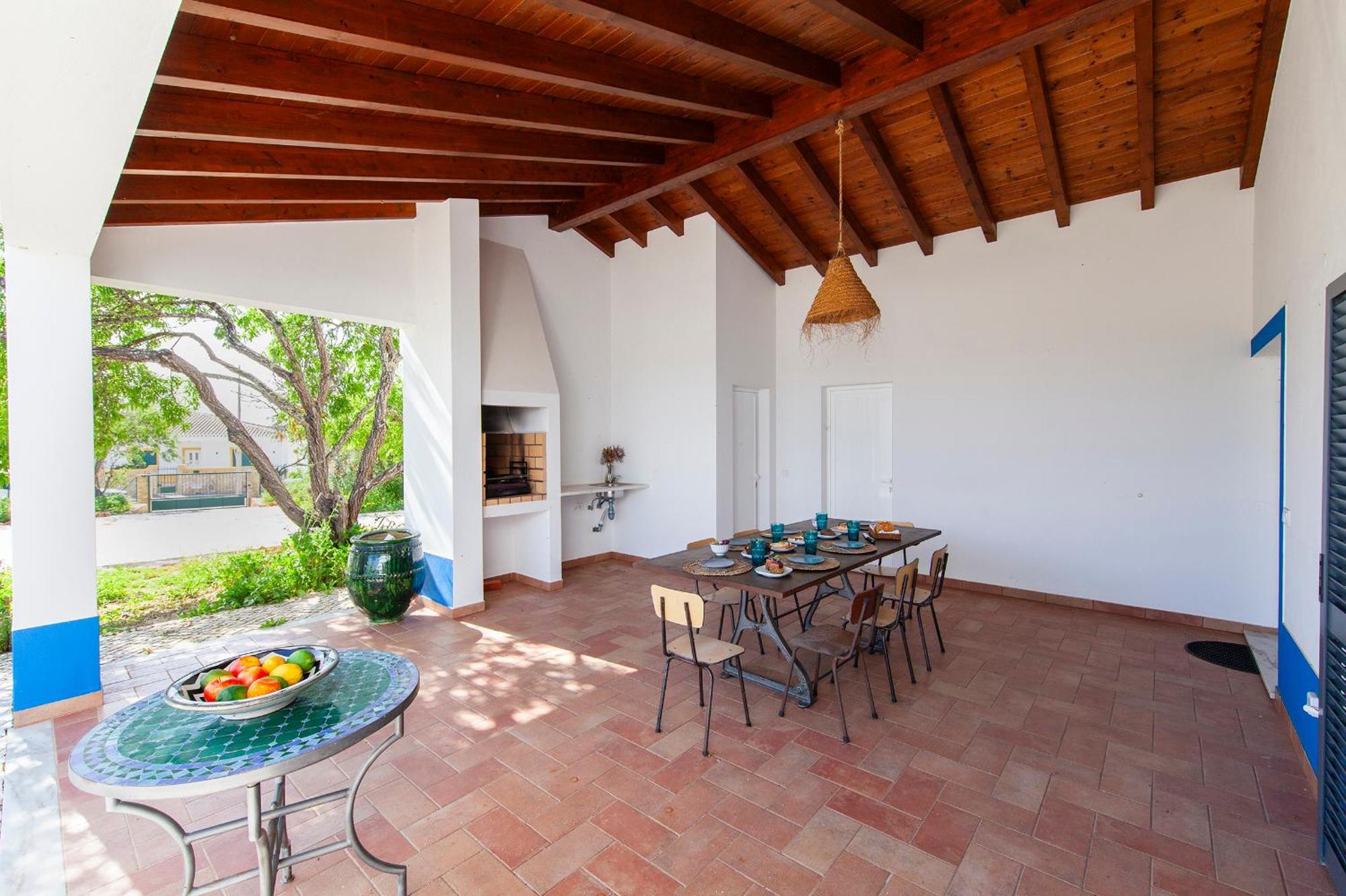 D13 - Eiras Velhas House In Villa