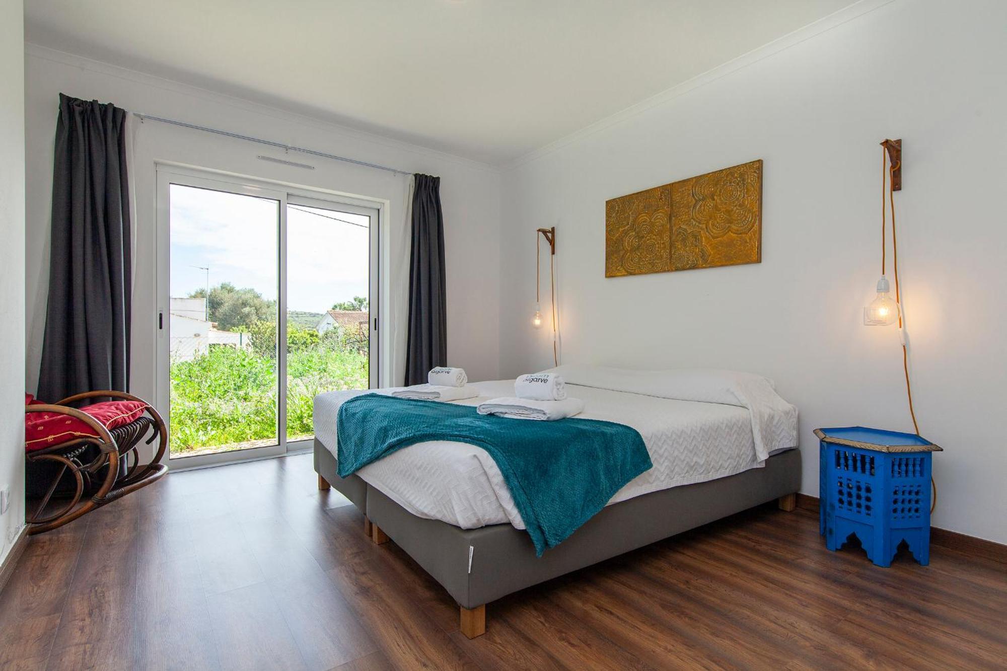 D13 - Eiras Velhas House In * Almadena