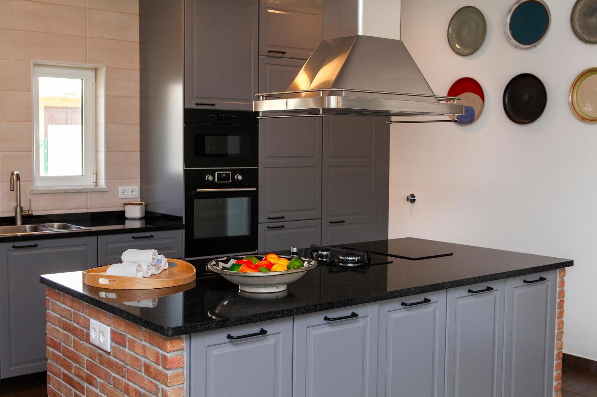 Villa D13 - Eiras Velhas House In